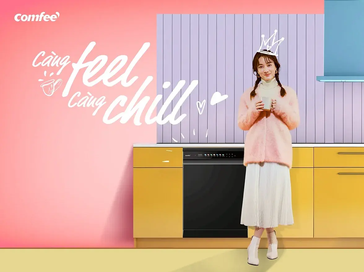 Summer key visual — a woman in a yellow kitchen under the Càng feel càng chill lockup